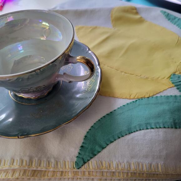 Handmade Other - Vintage Card Tablecloth, Yellow Tulip 34"x34" Embroidered Linen | 1940s–50s